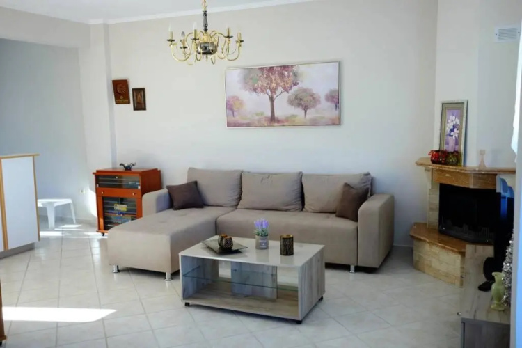 Petra's House