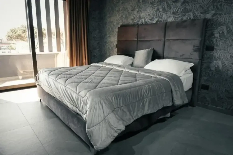 Standard Double room with balcony and with city view