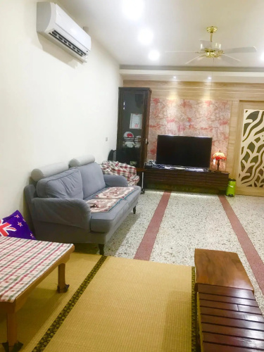 Fang Ju backpackers