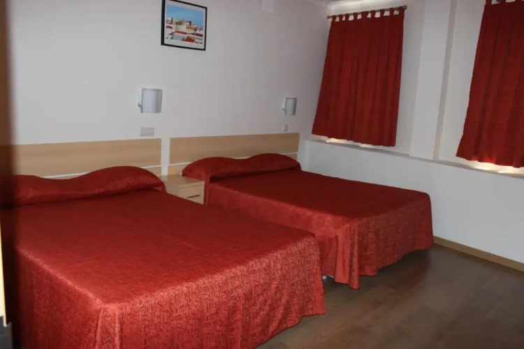 Standard Quadruple room