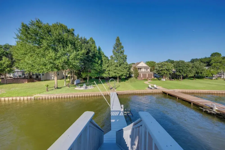 Lakefront Home w/ Dock in Mabank: Near Golfing!
