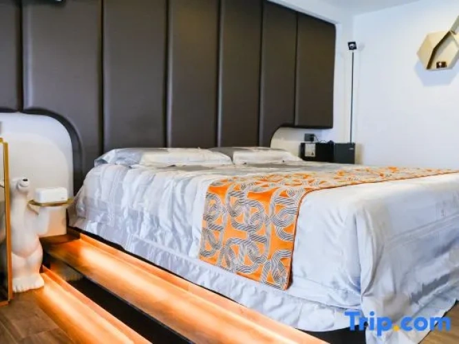 2 Bedrooms Premium Apartment with sea view