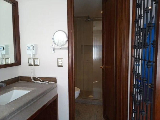 Standard Quadruple room with city view