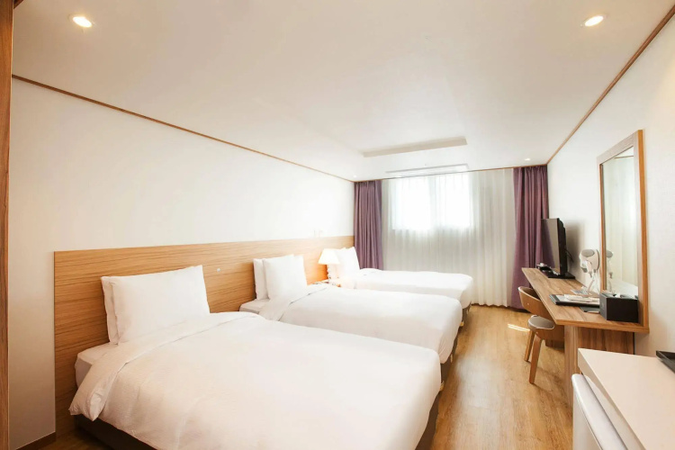 Hotel Rest Seogwipo