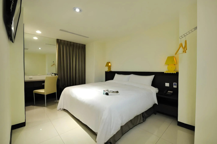 Bravo Hotel