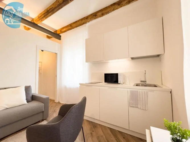 Basovizza 3 Alessandro Tirabora Short Rent