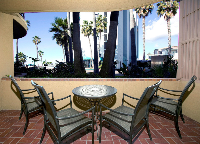 Pacific Terrace Hotel photo 19