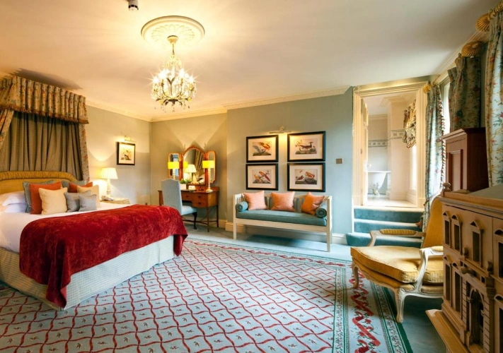 Luxury room