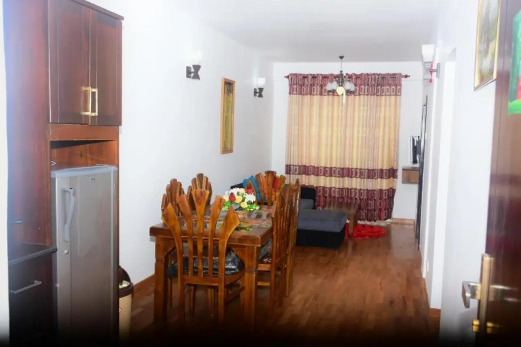 2 Bedrooms Apartment