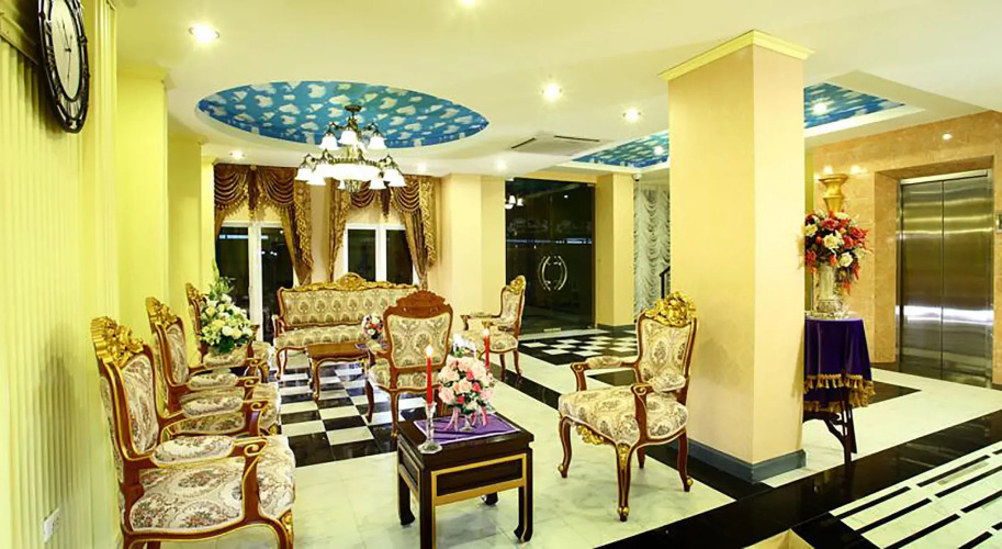 Victoria Nimman HotelOver view