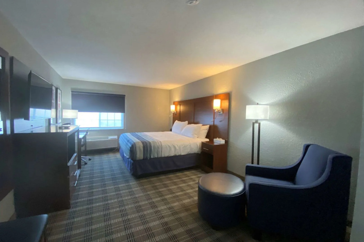 AmericInn by Wyndham Williamsburg