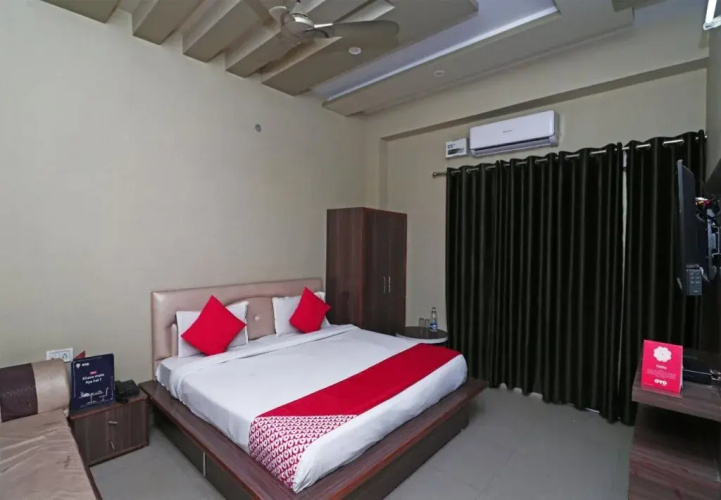 Elibrista By OYO Rooms