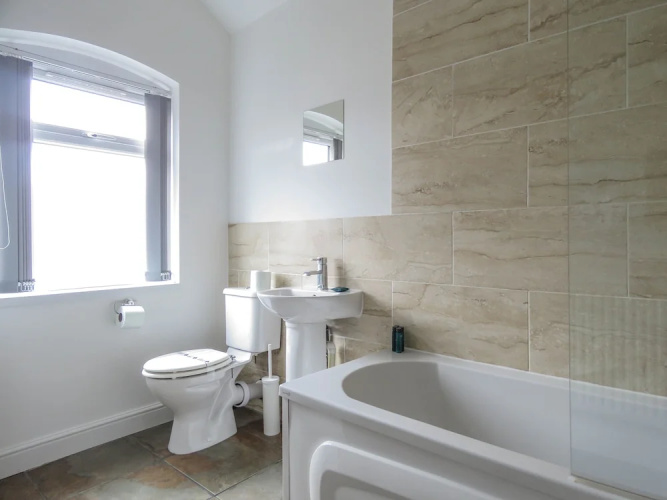 Tudors Esuites Birmingham House