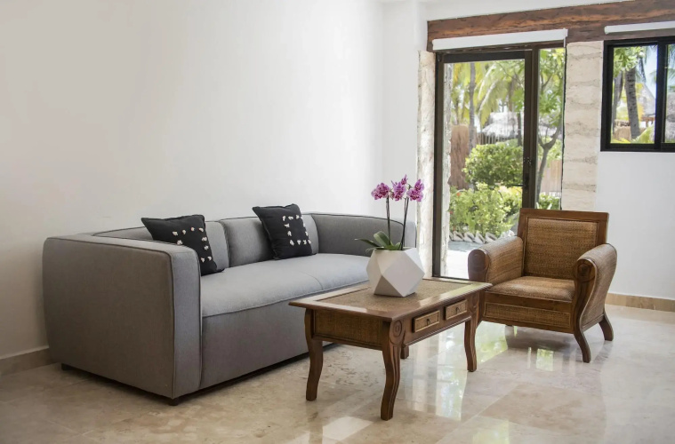 Casa del Jaguar Beach Hotel