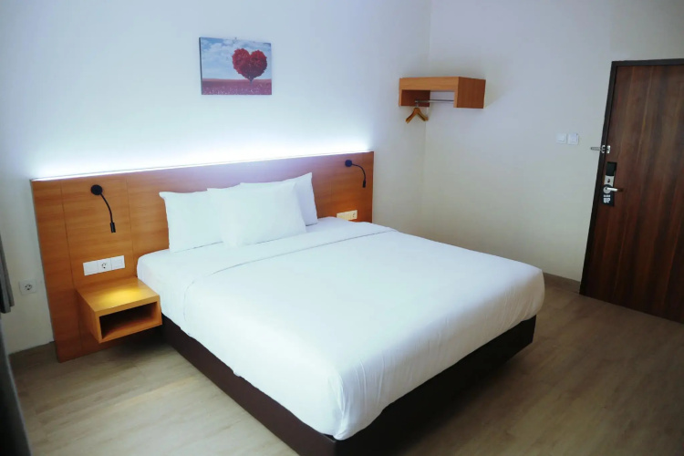 Grand   Thamrin  Hotel