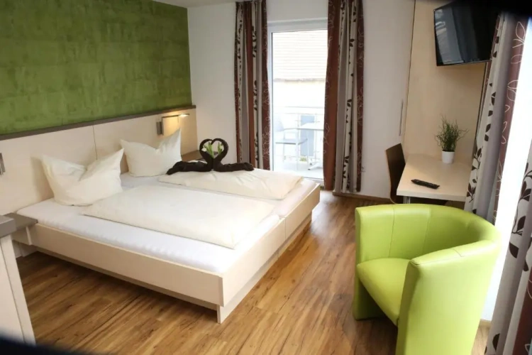 Standard Double room with balcony