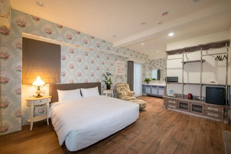 R&J GuestHouse
