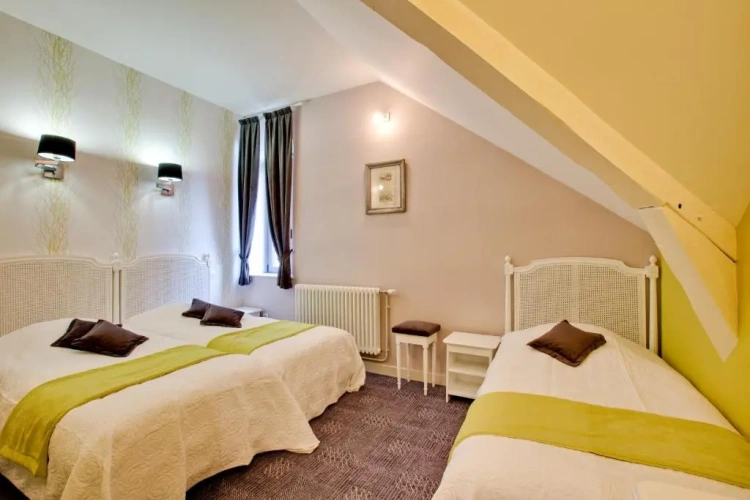 Standard Double room with view