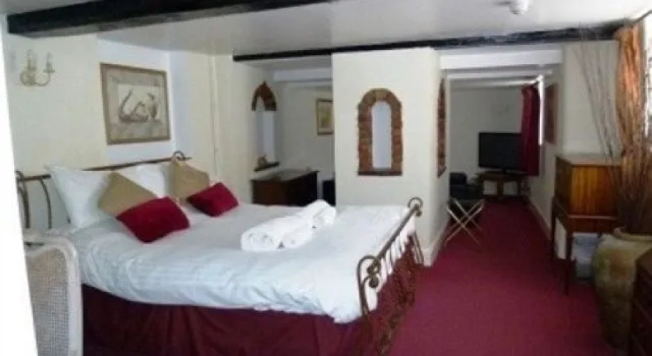 Kings Arms Inn