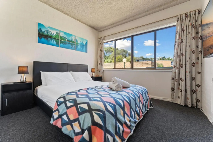 Alpine Mountain View 39 - Ground Floor 3 Bedroom Unit