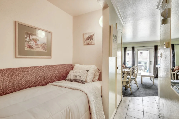Victorian 3112 - 1 Br Condo