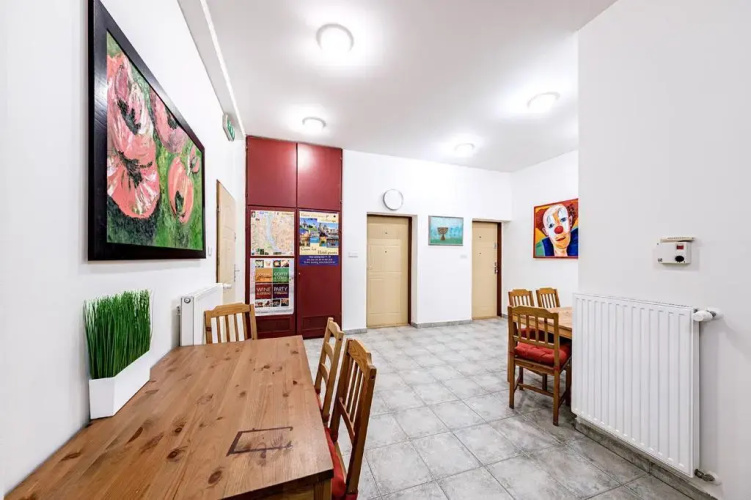 Synagogue View Guest House