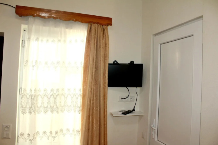 Old Avlabari Rooms