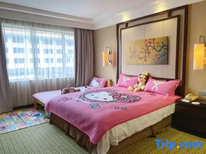 Quadruple Family Suite with panoramic view