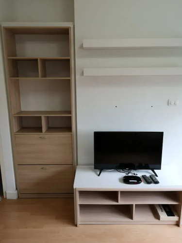 Comfy Deluxe One Bedroom