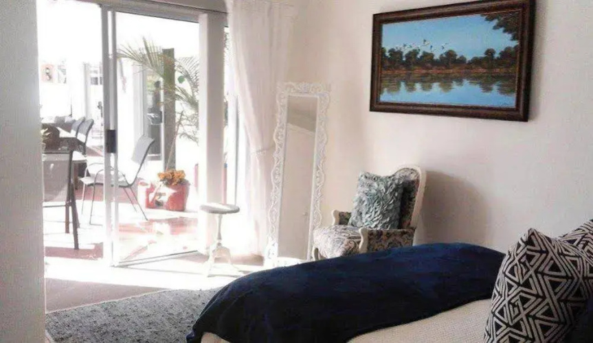 Sunset Lodge Guest House