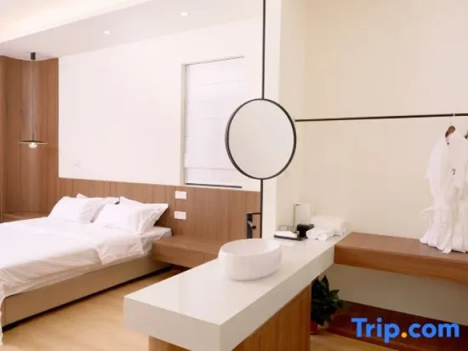 5 Bedrooms Suite with river view