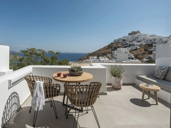 1 Bedroom Premium Apartment with balcony and with sea view