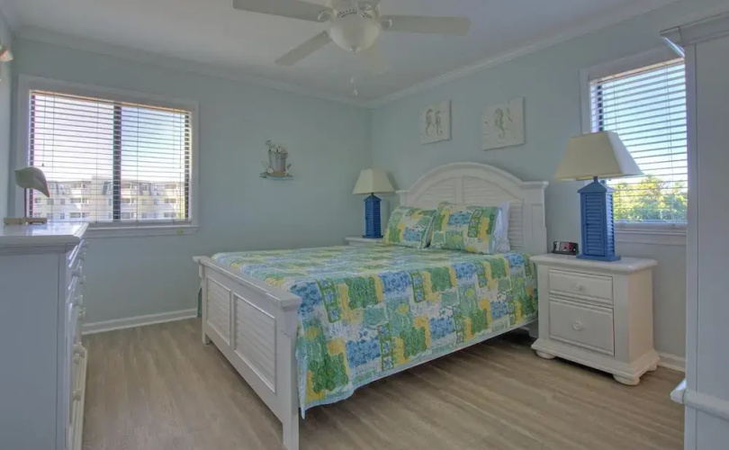 Southwinds J6 2 Bedroom Condo by RedAwning