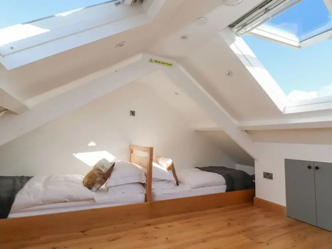 2 Salubrious Terrace