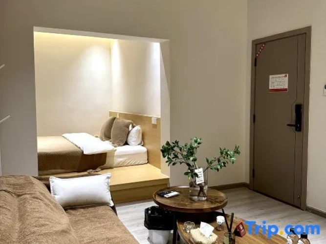 1 Bedroom Suite