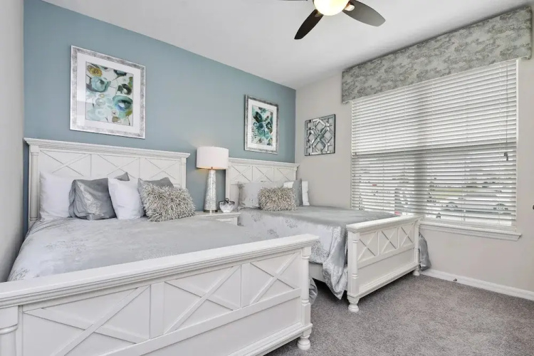 4 Bed Home Splash Pool at Solara