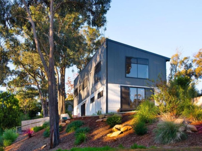 3 Bedrooms Cottage