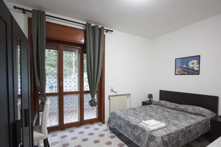 Le Ginestre Bed  Breakfast