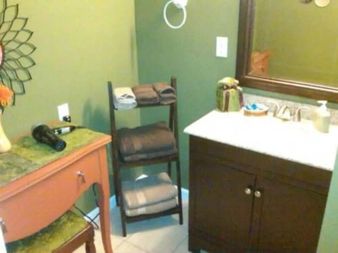 Tin Brook Bed & Breakfast