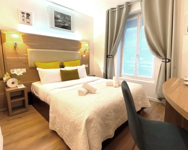 Triple room