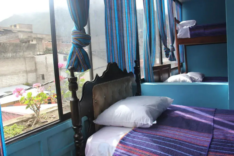 Erupcion Art Hotel & Hostel
