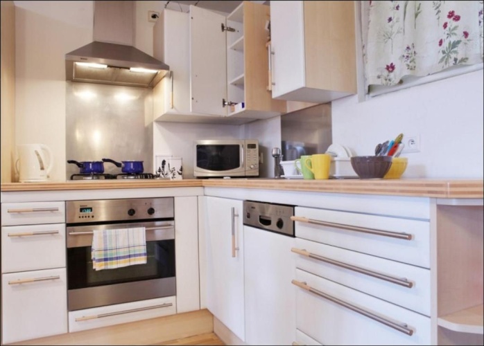 1 Bedroom Standard Capsule