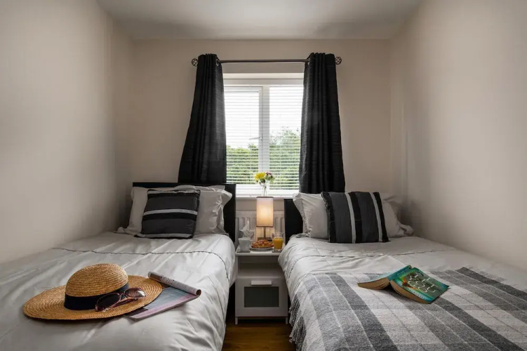 Apartment 3