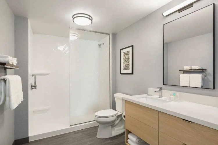 2 Bedrooms Suite