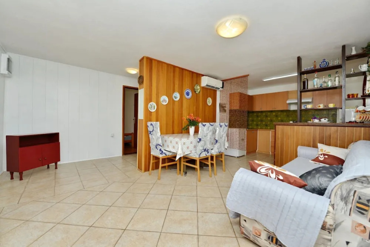 Apartment Velimir