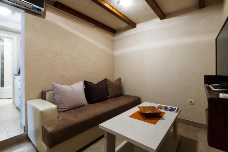 Studio with balcony and with sea view