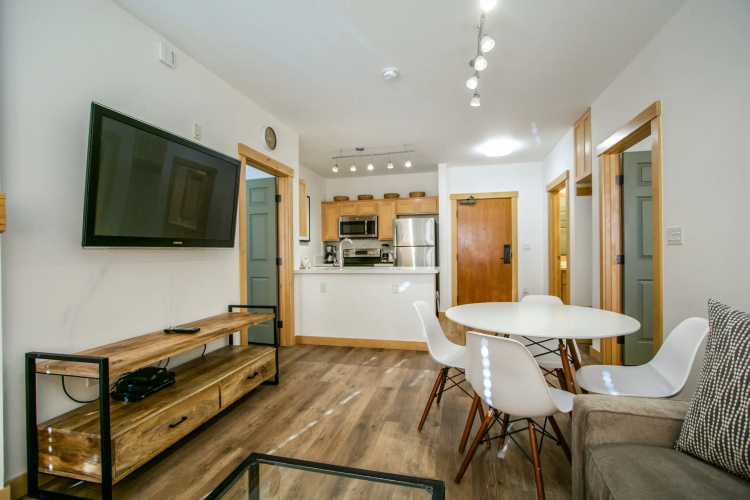 Sunstone #109 Condo