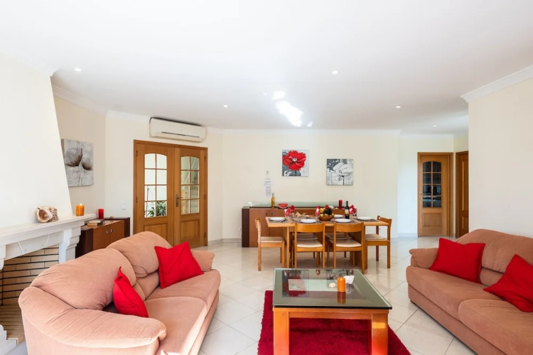 Villa Caly