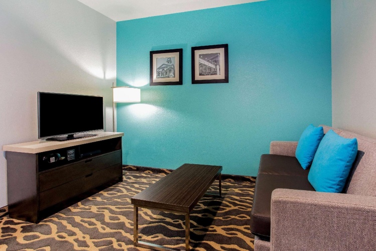Double Suite