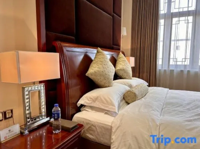 Presidential Double room with courtyard view